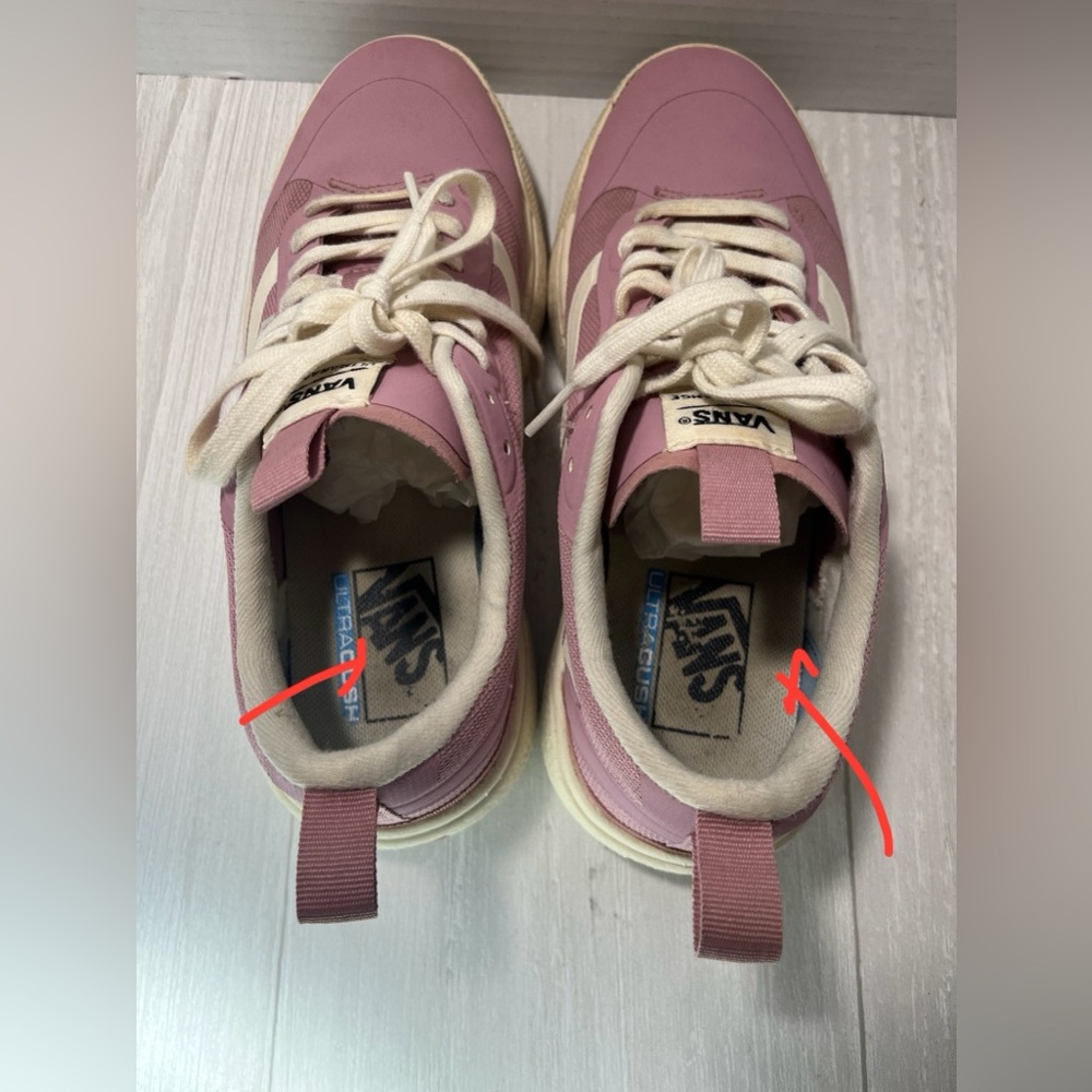 Vans UltraRANGE Women's Lavender and White Sneakers. - Picture 14 of 15